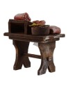 Banco in legno con carne e salumi cm 7x4x7,5 per statue da