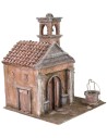 Iglesia con pozo y campanario de 29x29x37 cm de altura para estatuas de 10 cm.