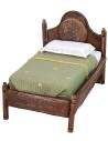 Cama individual de madera envejecida con relieve cm