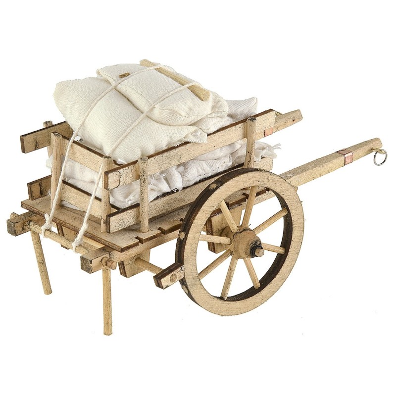 Carrito de madera con sacos de tela de 8x17x6,5 cm de altura.