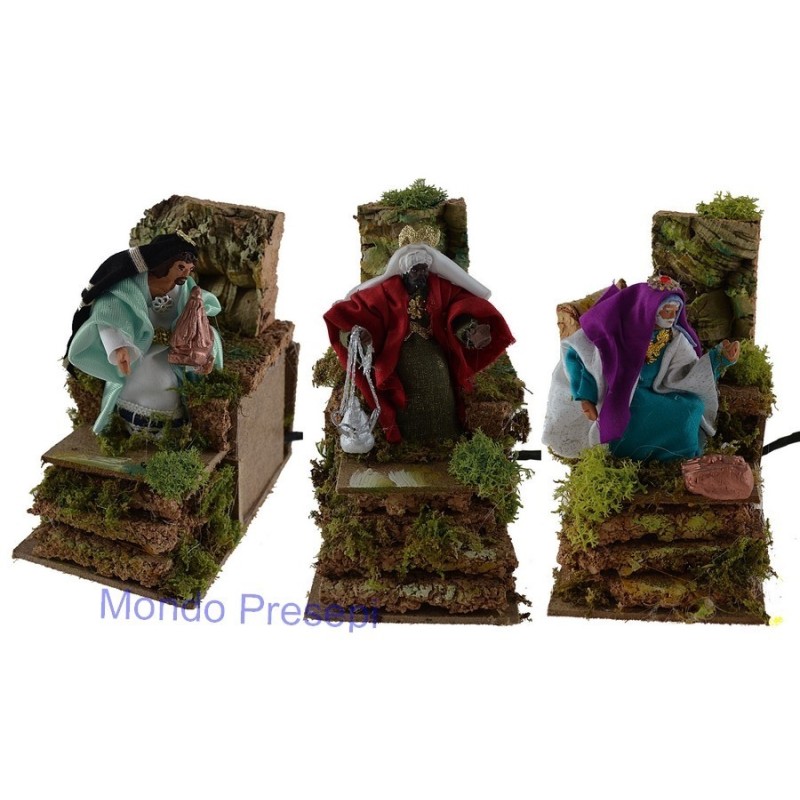 Tres Reyes Magos en movimiento, de 10 cm en terracota revestidos Mundo